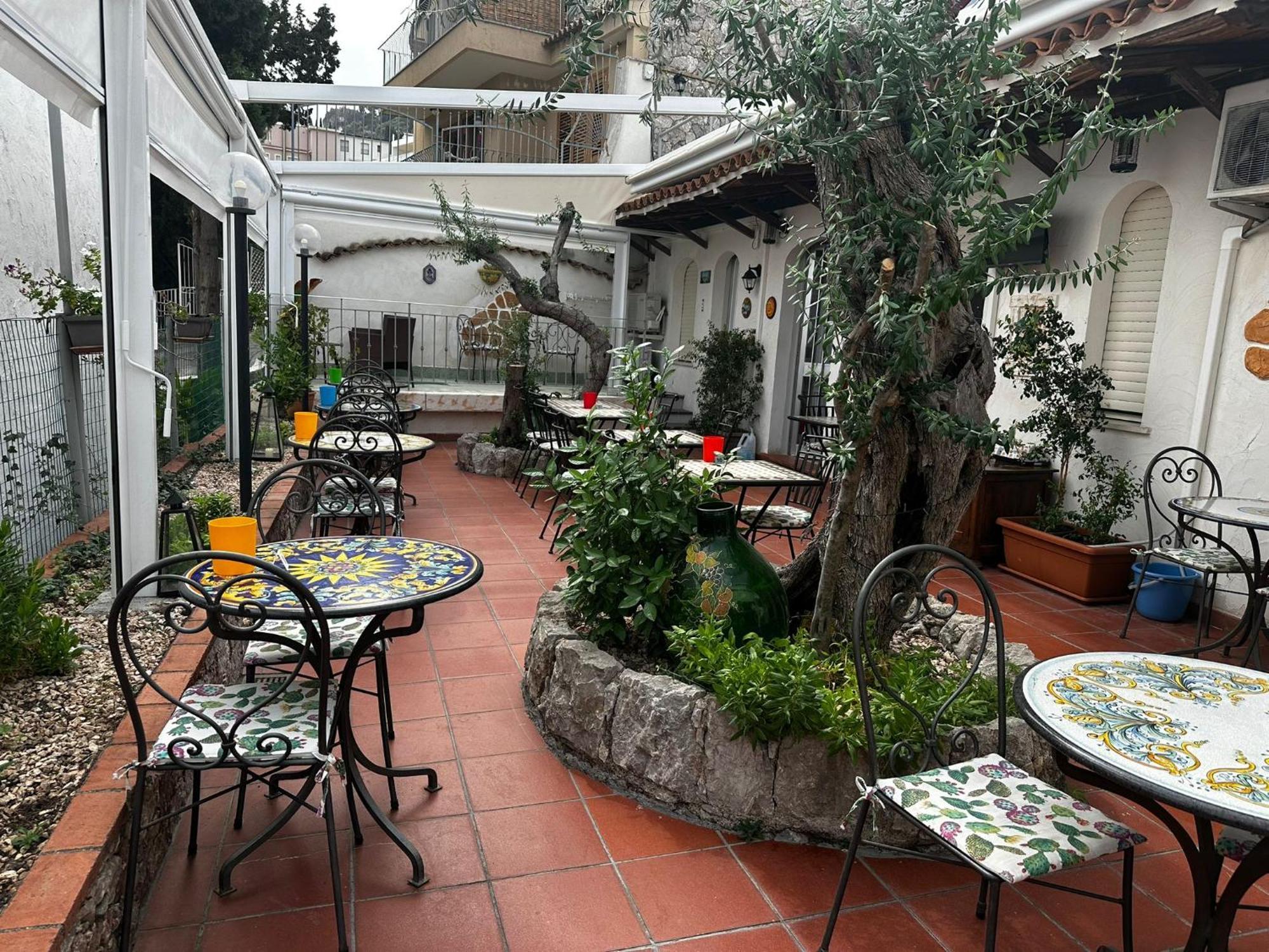 Taormina Garden Hotel Exterior foto